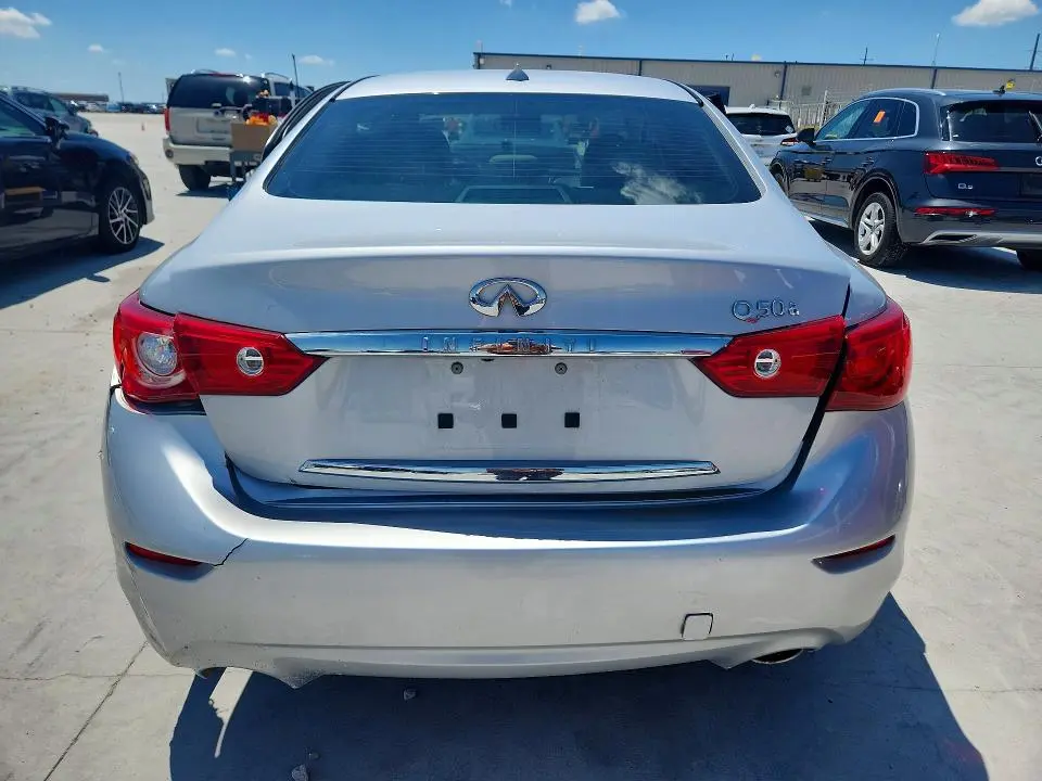 2015 INFINITI Q50 BASE  