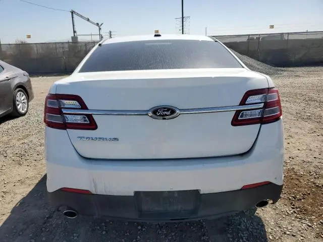 2018 FORD TAURUS SE