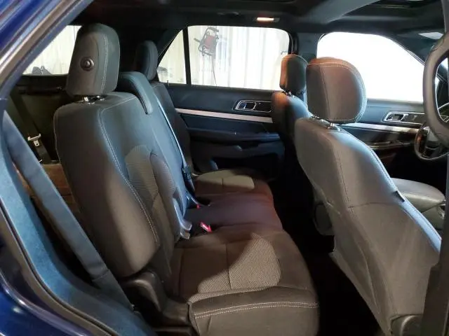 2017 FORD EXPLORER XLT  