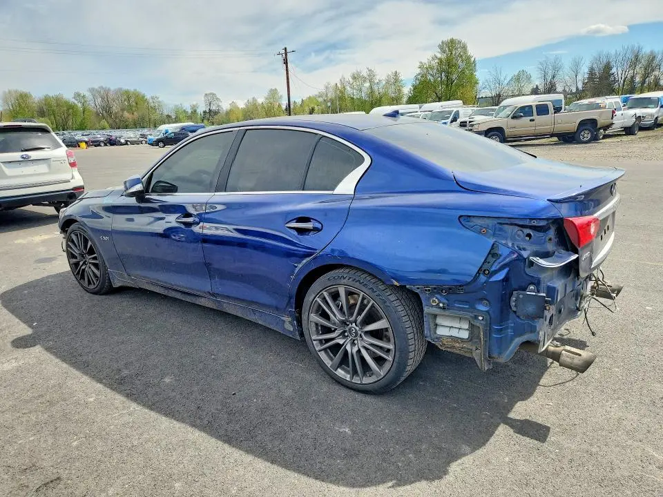 2016 INFINITI Q50 RED SPORT 400  