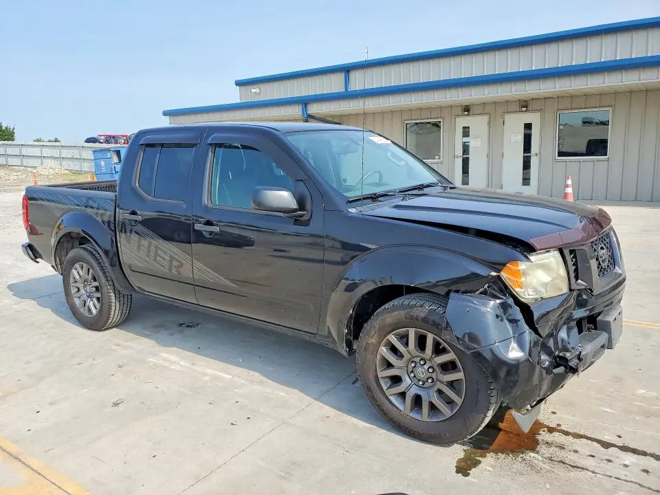 2012 NISSAN FRONTIER S  