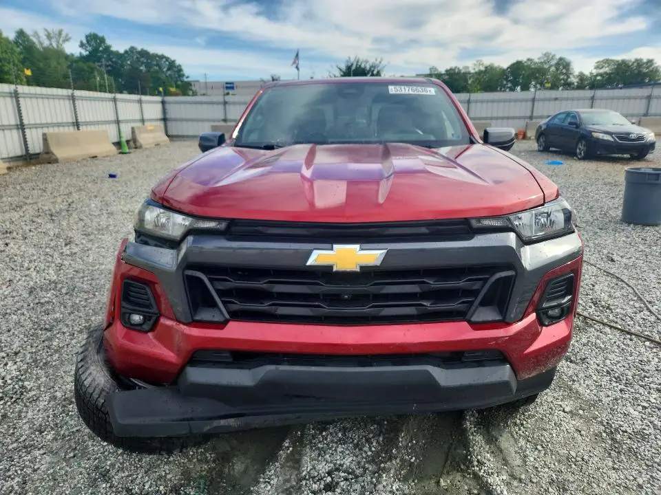 2024 CHEVROLET COLORADO LT  