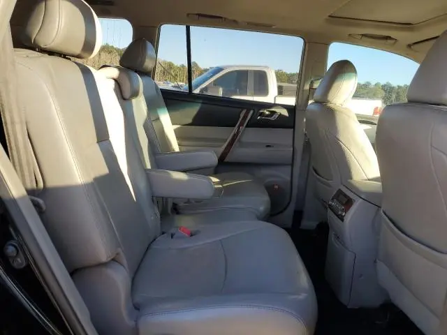 2011 TOYOTA HIGHLANDER LIMITED  