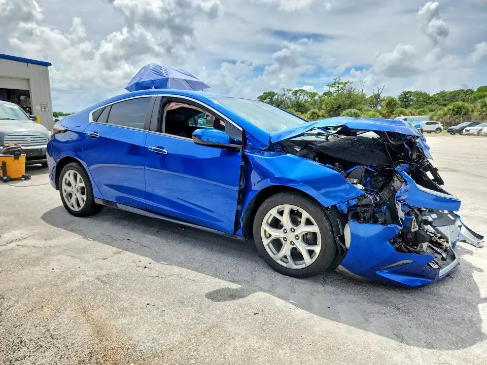 2017 CHEVROLET VOLT PREMIER  