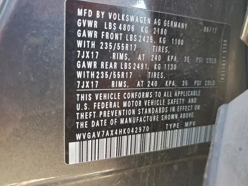 2017 VOLKSWAGEN TIGUAN S  