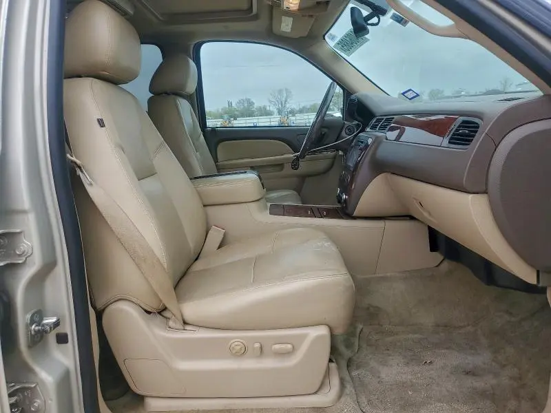 2014 CHEVROLET TAHOE C1500 LTZ  