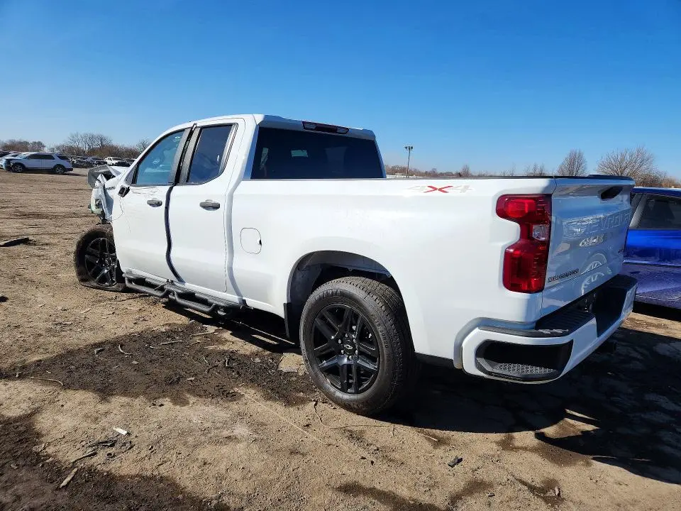 2022 CHEVROLET SILVERADO K1500 CUSTOM  