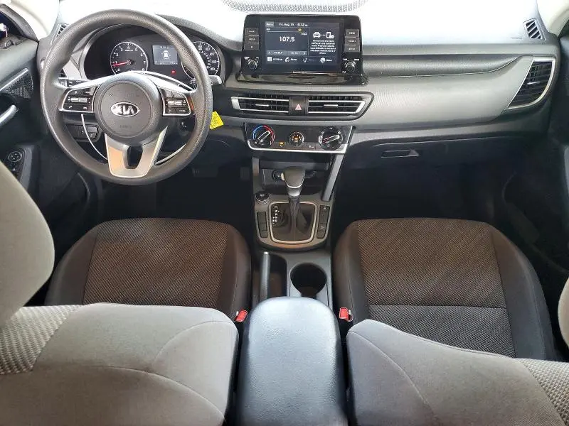 2021 KIA SELTOS LX  