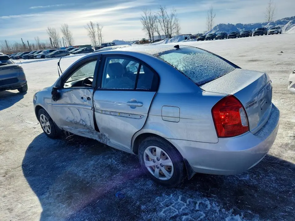 2011 HYUNDAI ACCENT GLS  