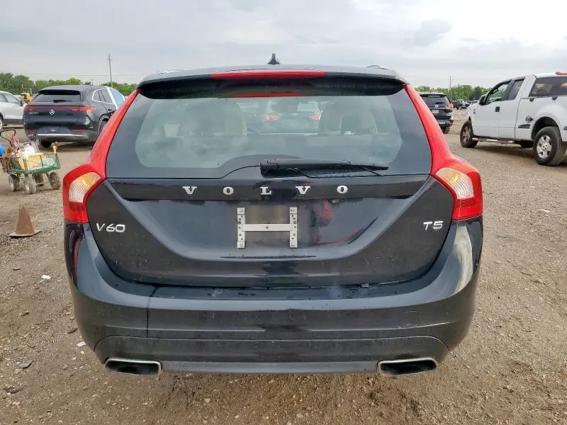 2017 VOLVO V60 T5 PREMIER  