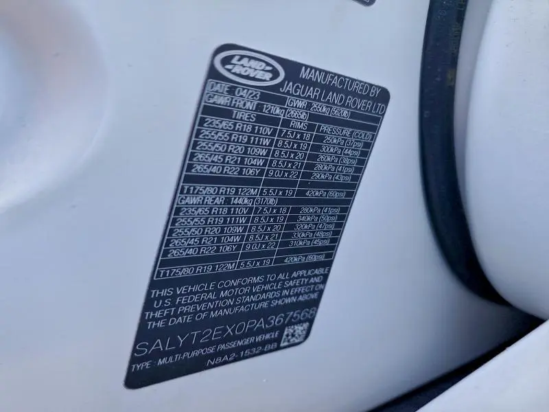 2023 LAND ROVER RANGE ROVER VELAR R-DYNAMIC S  