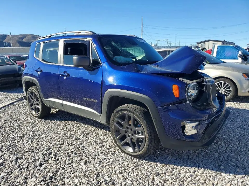 2021 JEEP RENEGADE LATITUDE  