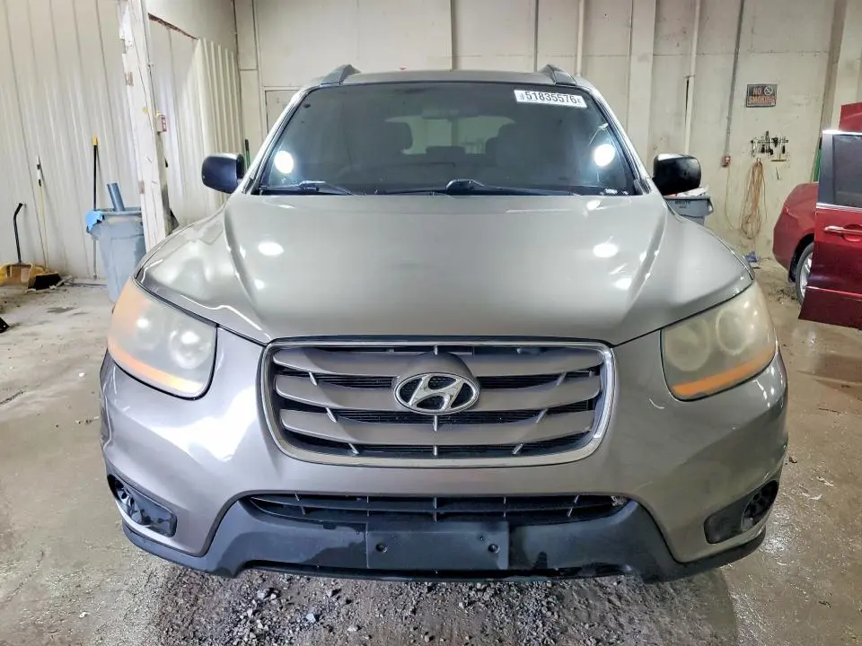 2011 HYUNDAI SANTA FE GLS  