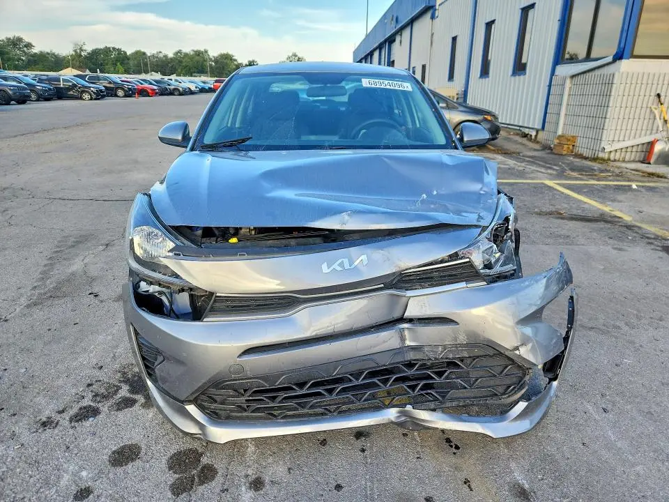 2022 KIA RIO S  