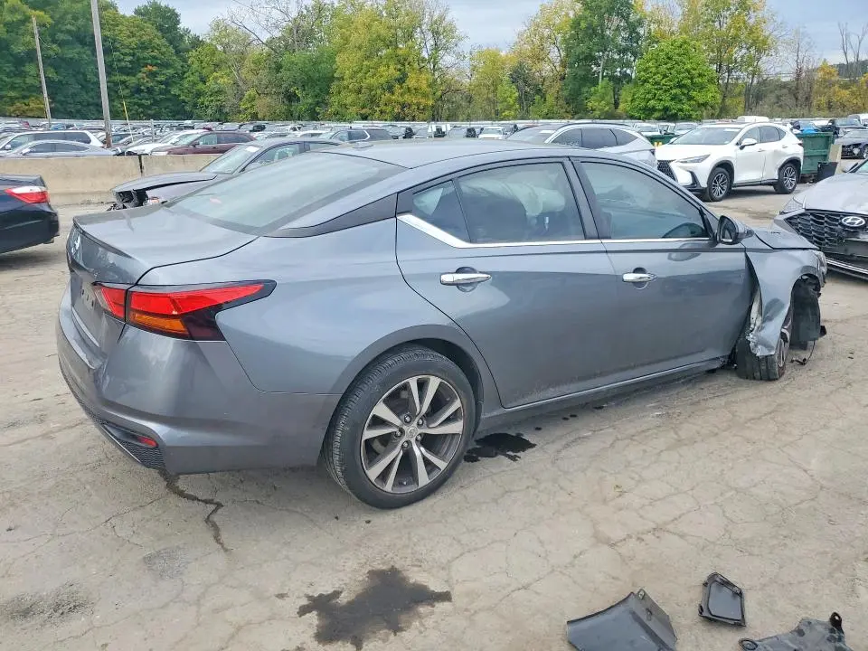 2019 NISSAN ALTIMA S  