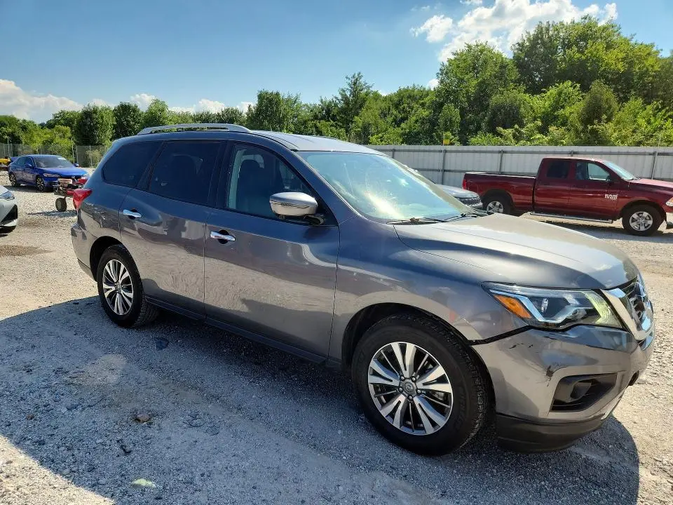 2019 NISSAN PATHFINDER SL  