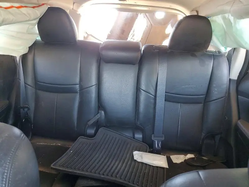 2014 NISSAN ROGUE S  