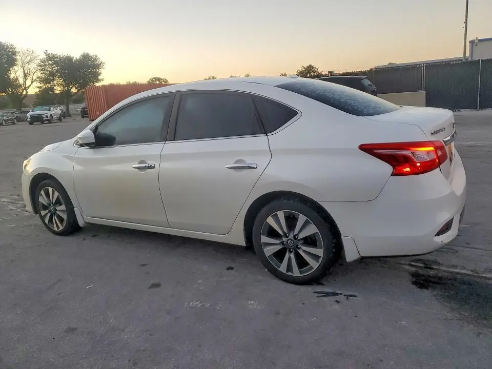 2019 NISSAN SENTRA SV  