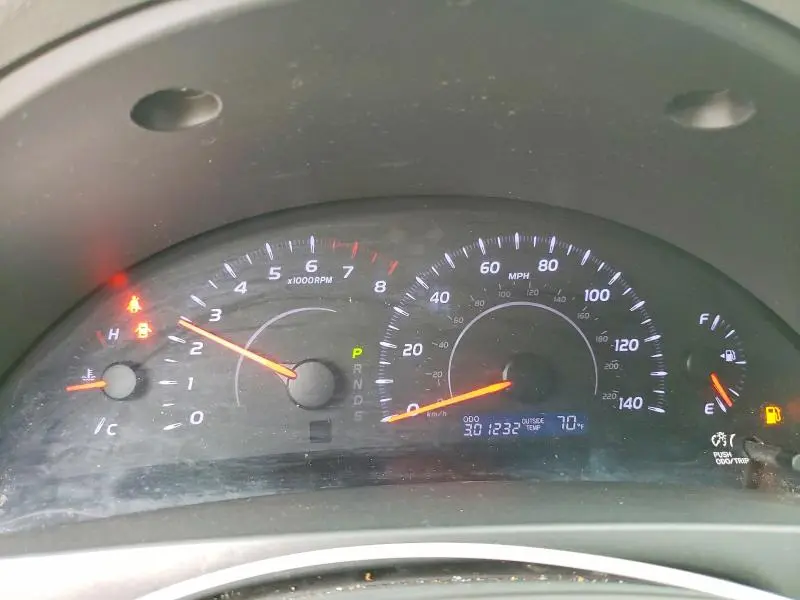 2010 TOYOTA CAMRY BASE  