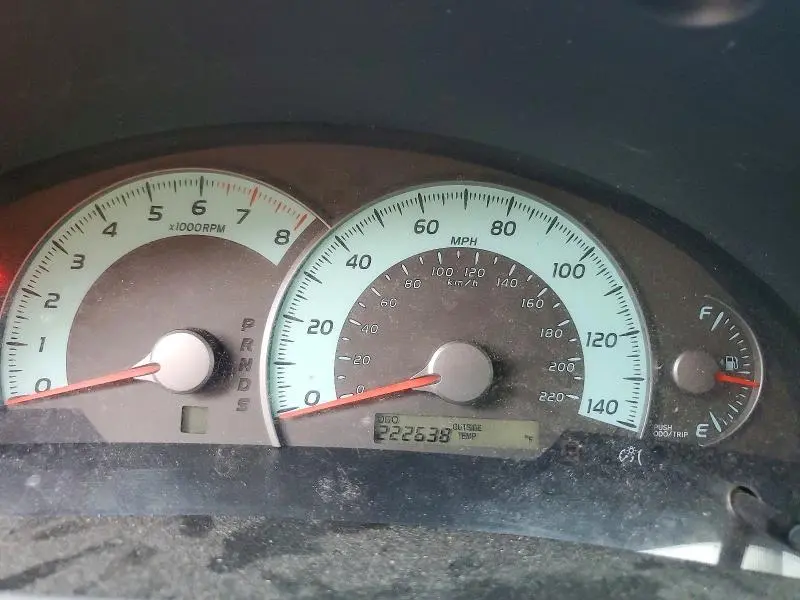 2011 TOYOTA CAMRY SE  