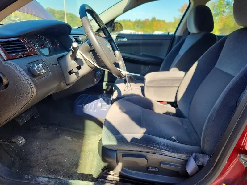 2011 CHEVROLET IMPALA LT  