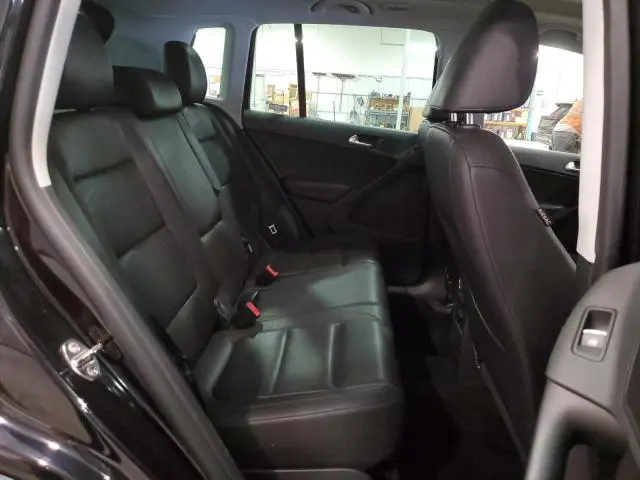 2017 VOLKSWAGEN TIGUAN WOLFSBURG  