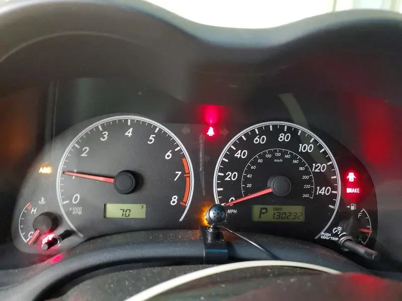 2011 TOYOTA COROLLA LE  