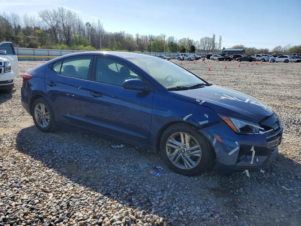 2019 HYUNDAI ELANTRA SEL  