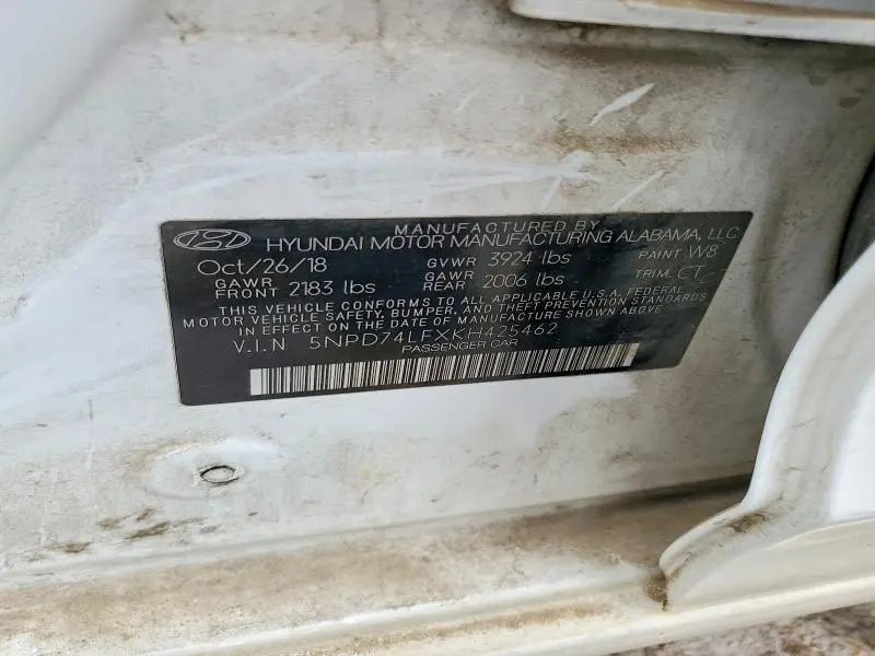 2019 HYUNDAI ELANTRA SE   