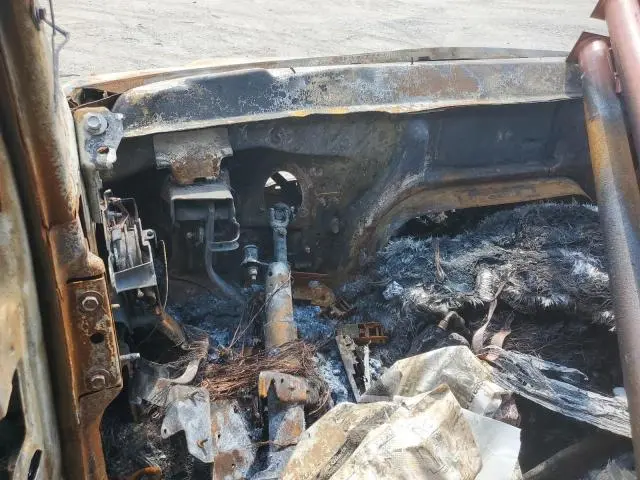 2021 GMC SAVANA G2500  