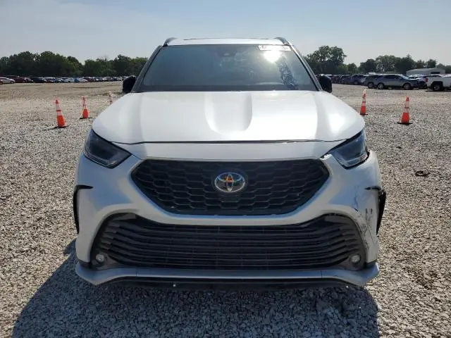 2022 TOYOTA HIGHLANDER XSE  