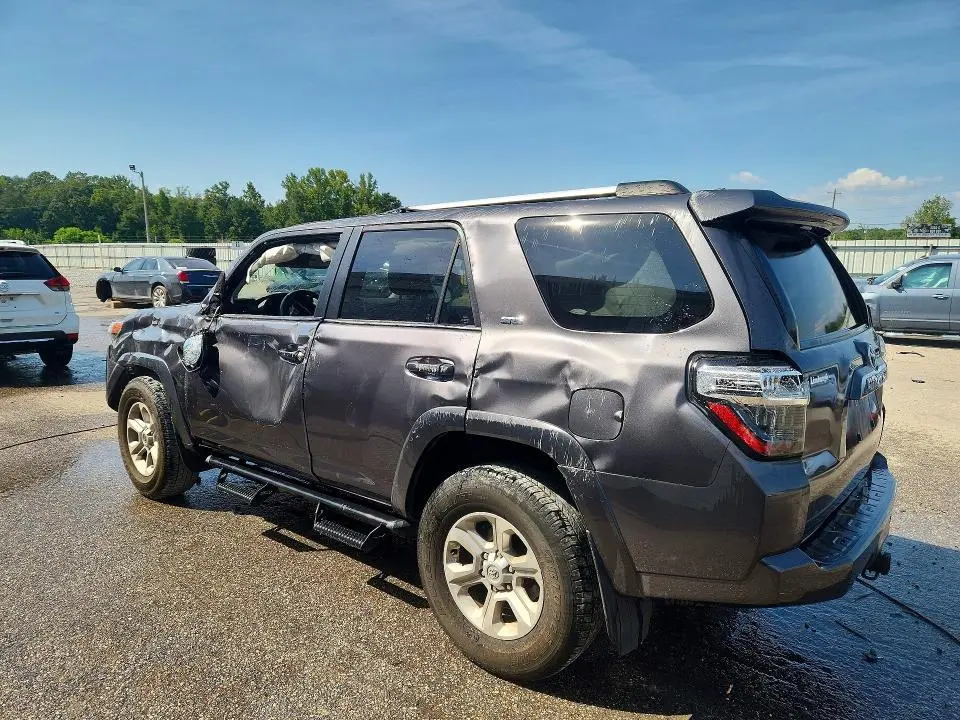 2022 TOYOTA 4RUNNER SR5 PREMIUM  