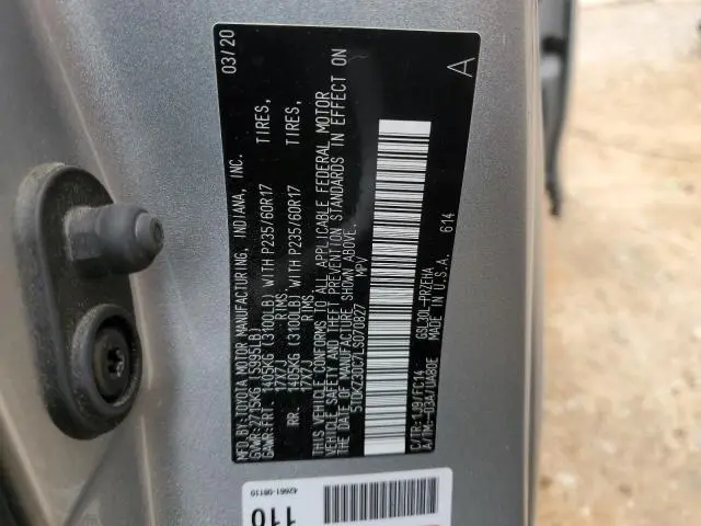 2020 TOYOTA SIENNA LE  