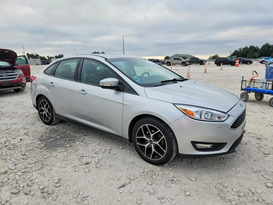2017 FORD FOCUS SEL  