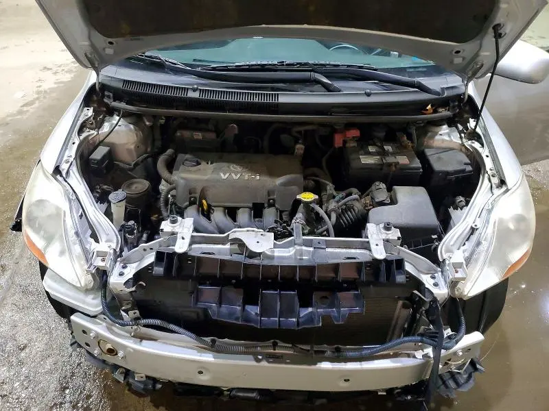 2010 TOYOTA YARIS BASE  