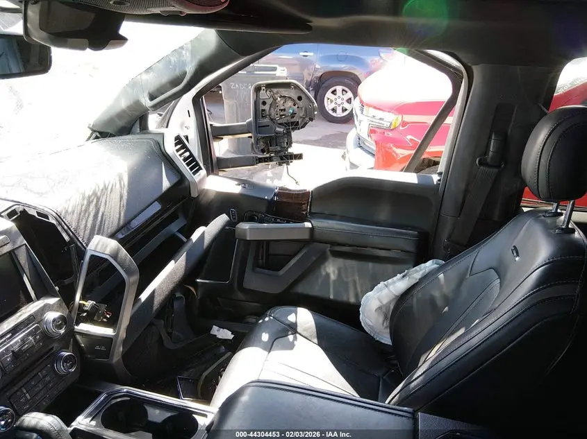 2017 FORD F-150 PLATINUM