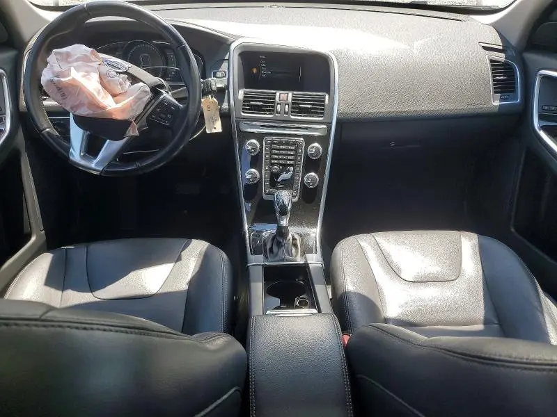2015 VOLVO XC60 T5 PREMIER  