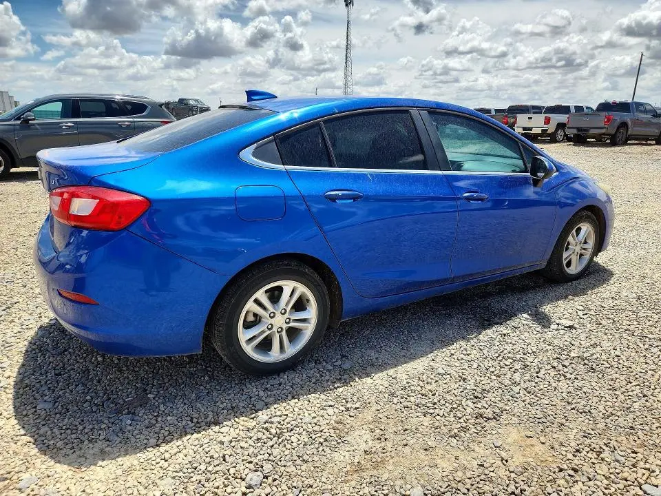2017 CHEVROLET CRUZE LT  