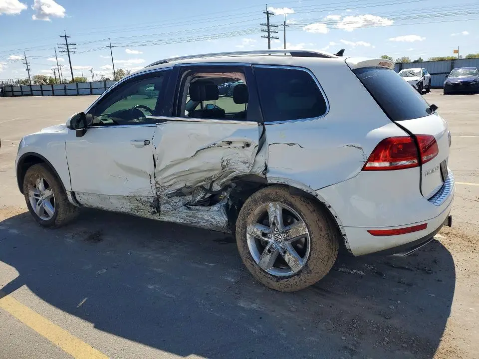 2012 VOLKSWAGEN TOUAREG V6 TDI  