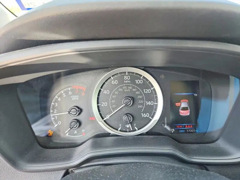 2021 TOYOTA COROLLA LE  