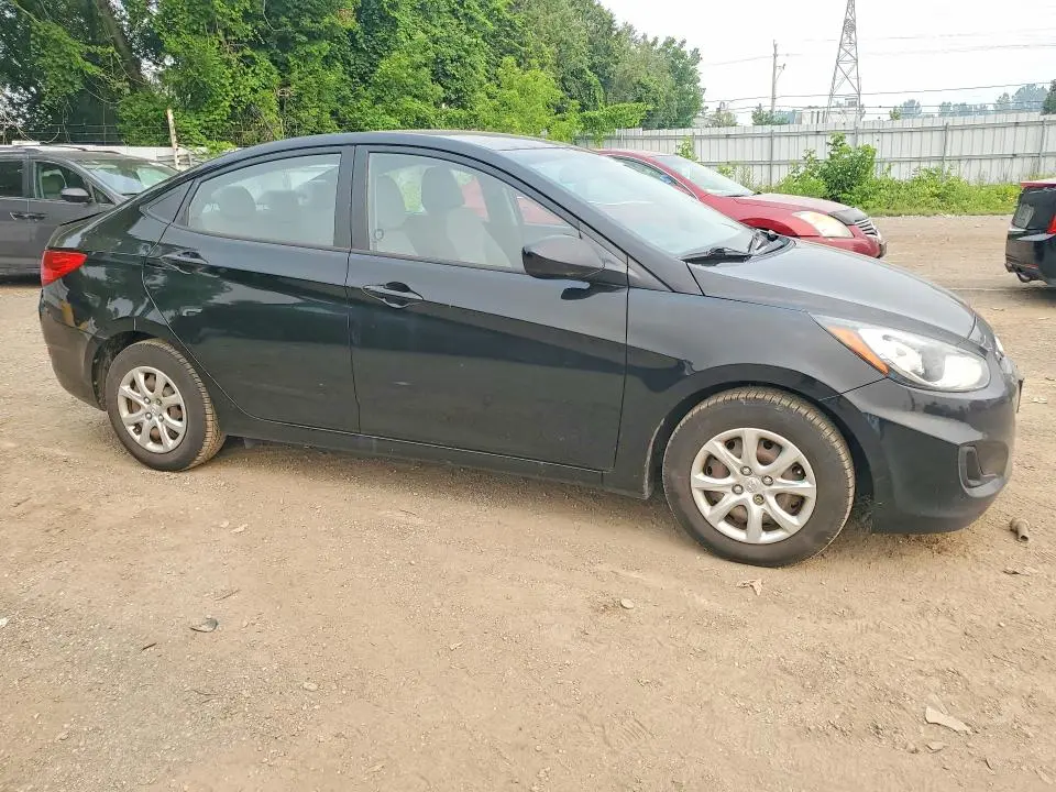 2014 HYUNDAI ACCENT GLS  
