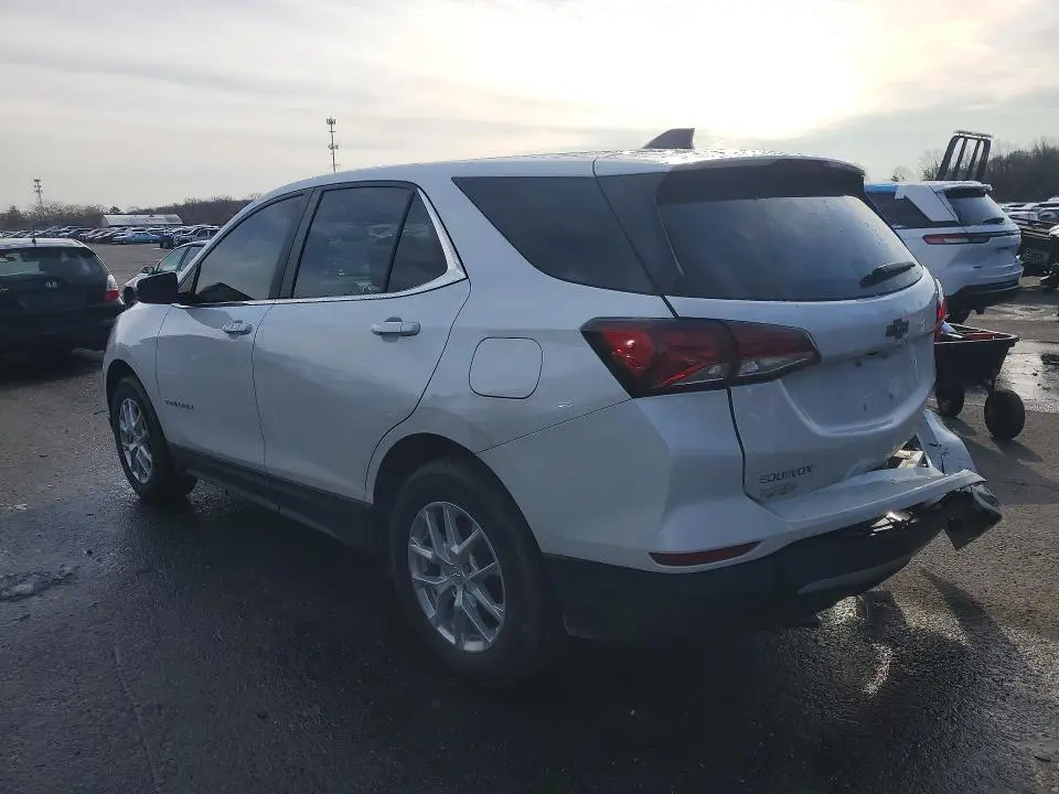 2022 CHEVROLET EQUINOX LT  