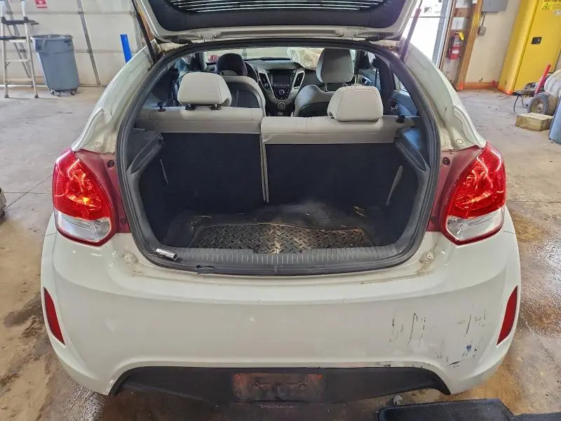 2013 HYUNDAI VELOSTER BASE  