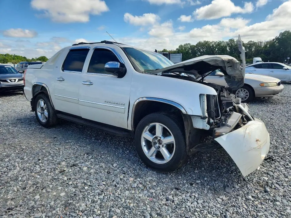 2012 CHEVROLET AVALANCHE LTZ  
