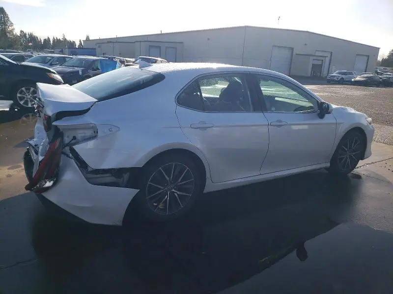 2022 TOYOTA CAMRY   