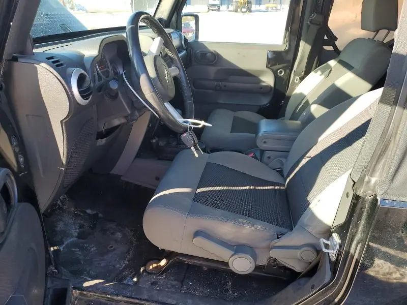 2010 JEEP WRANGLER SAHARA  