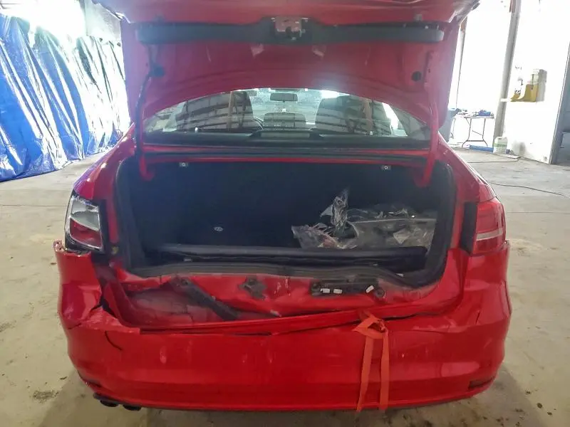 2015 VOLKSWAGEN JETTA SE  