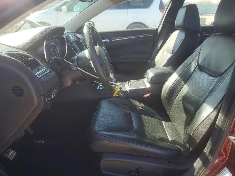 2019 CHRYSLER 300 LIMITED  