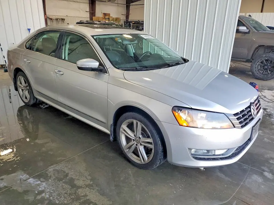 2014 VOLKSWAGEN PASSAT SEL  