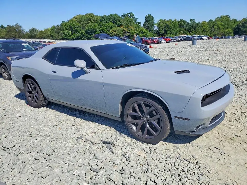 2020 DODGE CHALLENGER SXT  